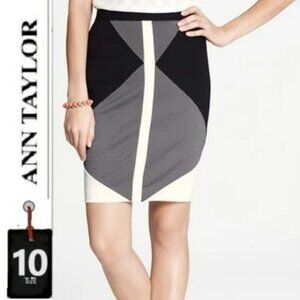 Ann Taylor, black white stretch mini skirt, pencil skirt, Size 10, color block